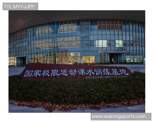 南京极限运动队中路突破战术解析与实践探索